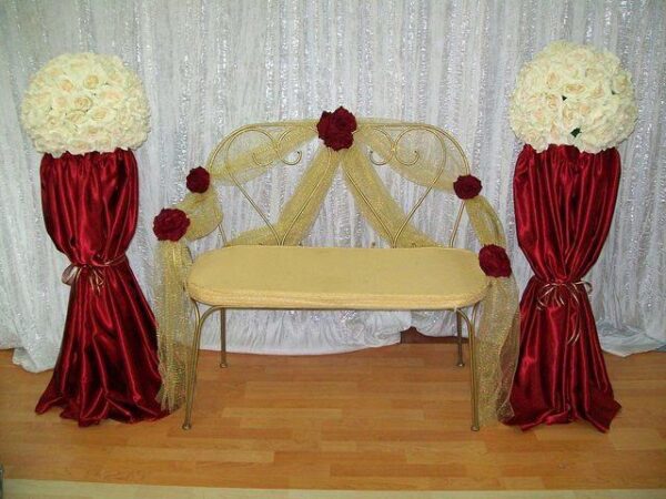 Double Heart Loveseat (Gold & Cream)
