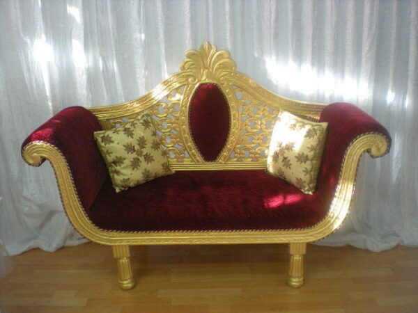 Panel Deeplove Loveseat (Gold & Red)