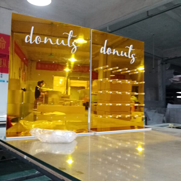 Doughnut Wall